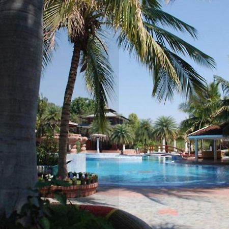 Pragati Resorts Kundakal Екстер'єр фото